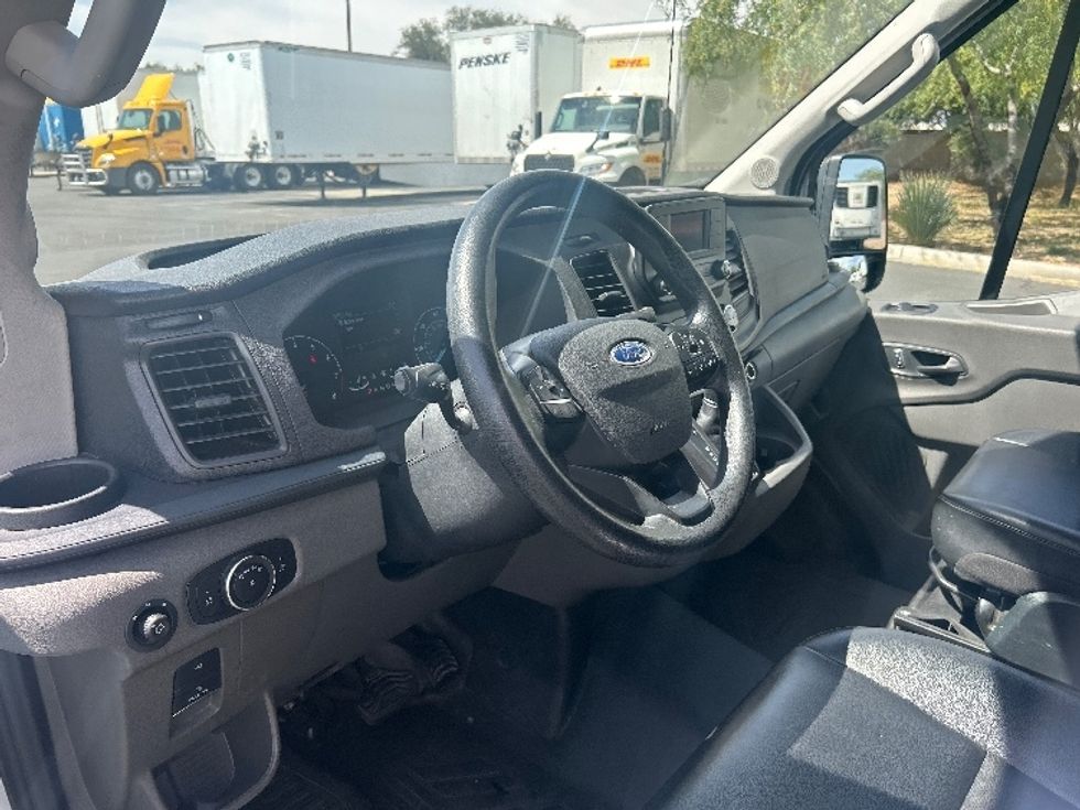 Cargo Van (Panel Van)-Light and Medium Duty Trucks-Ford-2022-Transit 250-Tucson-AZ-92,000\n\t\tmiles-$ 36,750 - Image 16