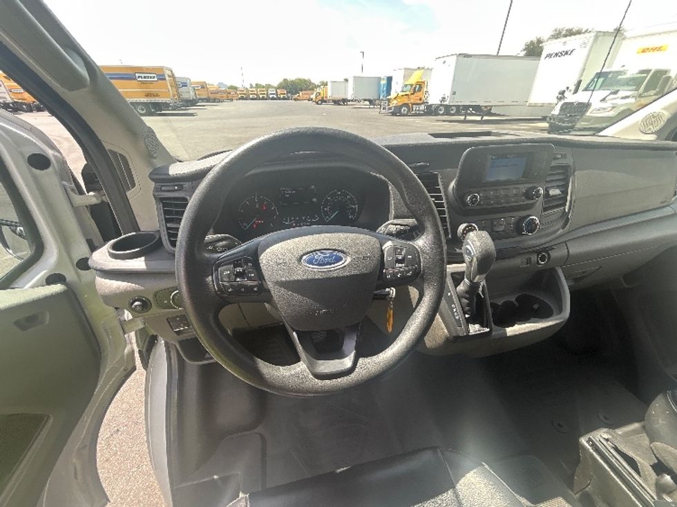 Cargo Van (Panel Van)-Light and Medium Duty Trucks-Ford-2022-Transit 250-Tucson-AZ-92,000\n\t\tmiles-$ 36,750 - Image 17