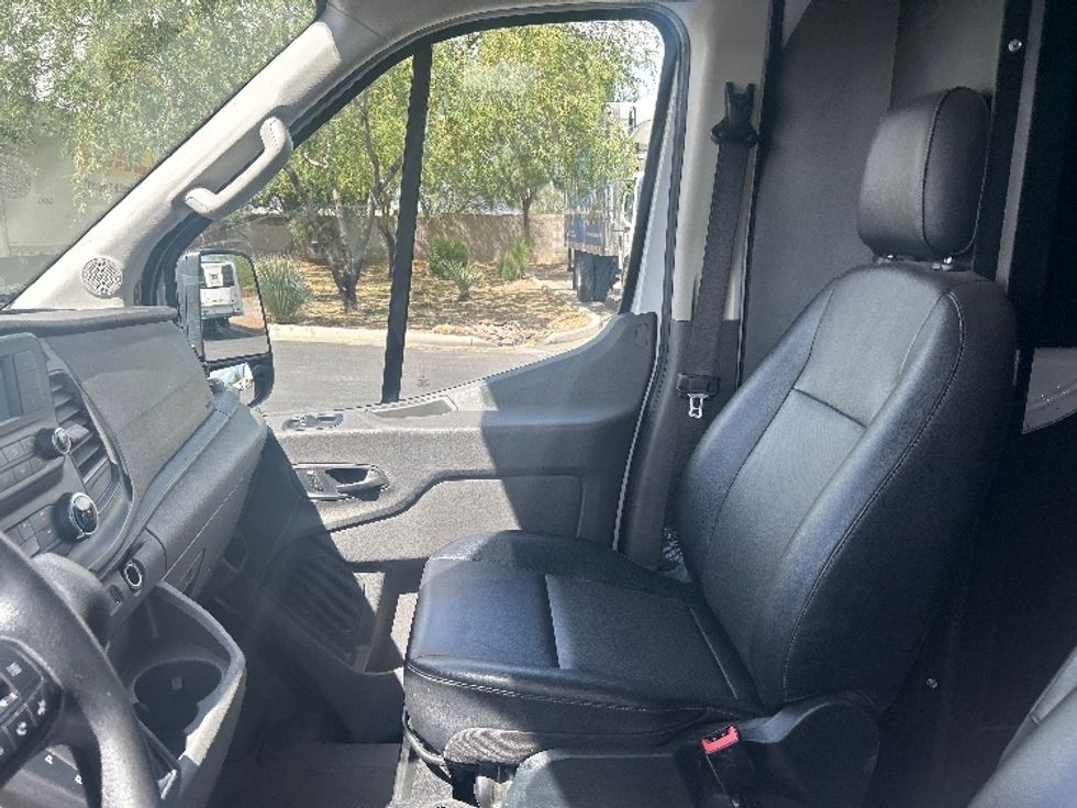Cargo Van (Panel Van)-Light and Medium Duty Trucks-Ford-2022-Transit 250-Tucson-AZ-92,000\n\t\tmiles-$ 36,750 - Image 18