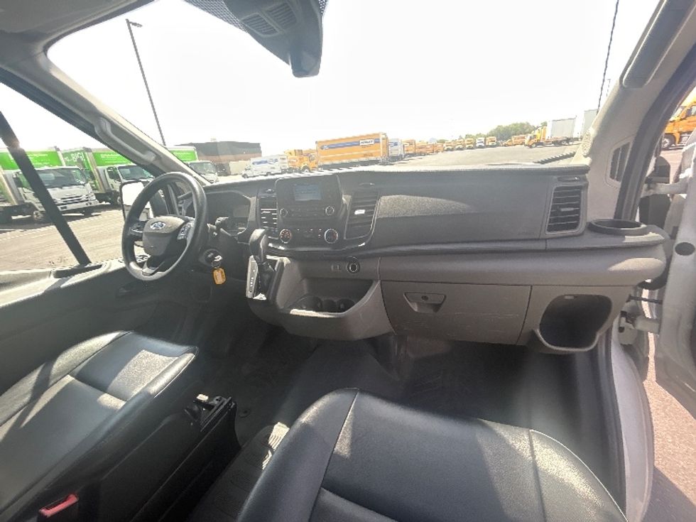 Cargo Van (Panel Van)-Light and Medium Duty Trucks-Ford-2022-Transit 250-Tucson-AZ-92,000\n\t\tmiles-$ 36,750 - Image 20