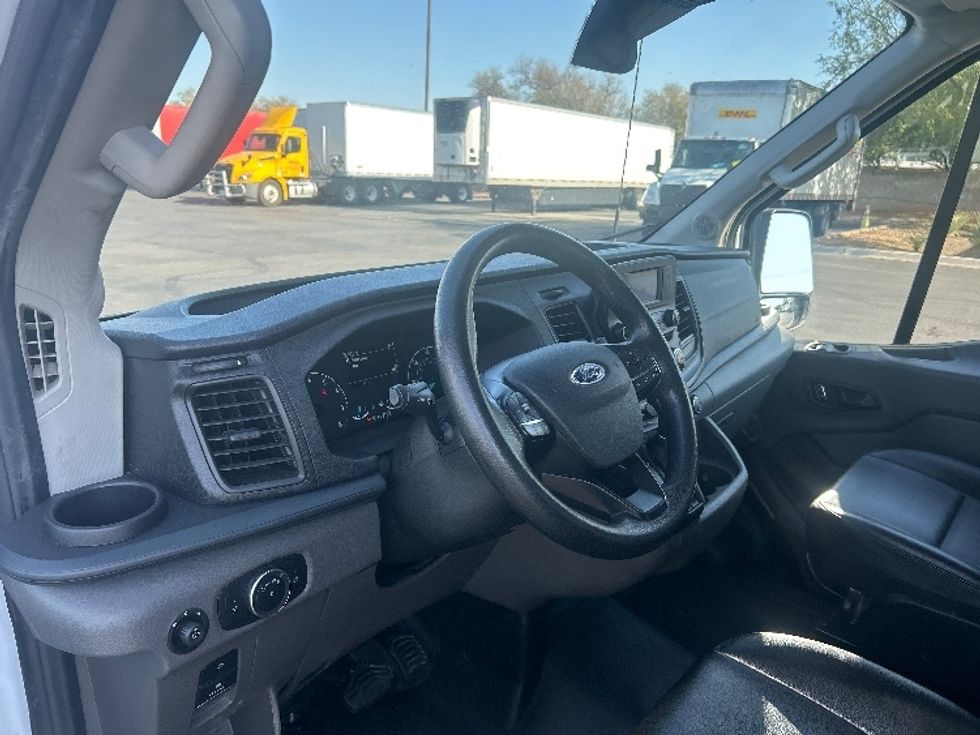 Cargo Van (Panel Van)-Light and Medium Duty Trucks-Ford-2022-Transit 250-Tucson-AZ-99,341\n\t\tmiles-$ 36,500 - Image 16