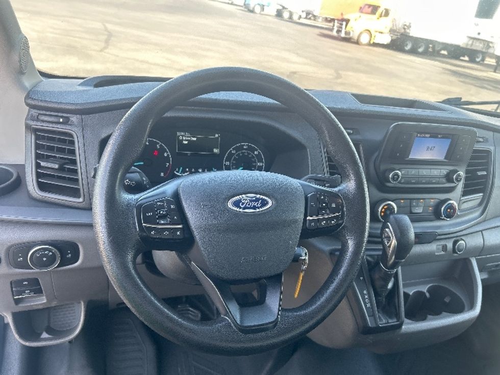 Cargo Van (Panel Van)-Light and Medium Duty Trucks-Ford-2022-Transit 250-Tucson-AZ-99,341\n\t\tmiles-$ 36,500 - Image 17