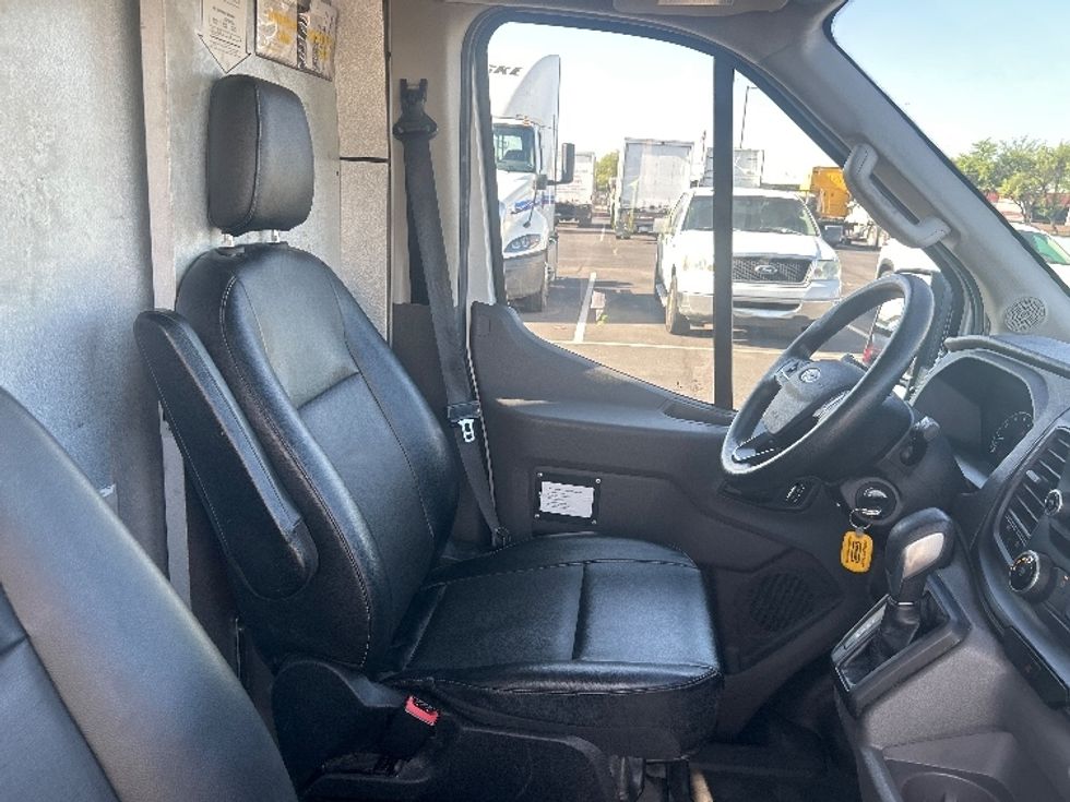 Cargo Van (Panel Van)-Light and Medium Duty Trucks-Ford-2022-Transit 250-Tucson-AZ-99,341\n\t\tmiles-$ 36,500 - Image 21