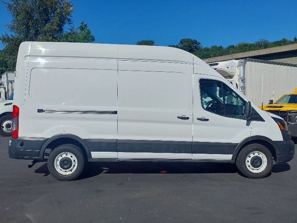 Cargo Van (Panel Van)-Light and Medium Duty Trucks-Ford-2022-Transit 250-Tukwila-WA-75,922\n\t\tmiles-$ 39,750 - Image 14