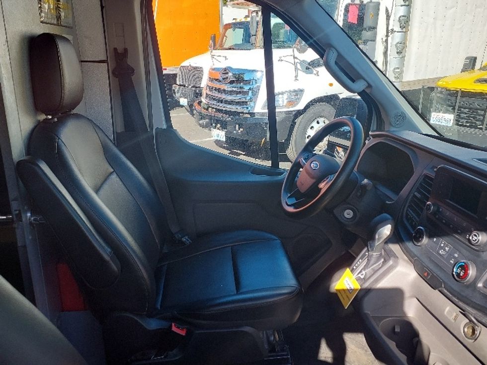 Cargo Van (Panel Van)-Light and Medium Duty Trucks-Ford-2022-Transit 250-Tukwila-WA-75,922\n\t\tmiles-$ 39,750 - Image 21