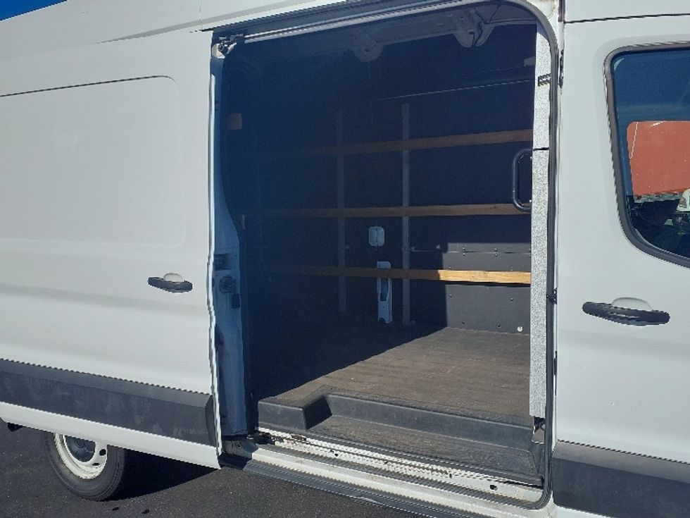 Cargo Van (Panel Van)-Light and Medium Duty Trucks-Ford-2022-Transit 250-Tukwila-WA-75,922\n\t\tmiles-$ 39,750 - Image 24