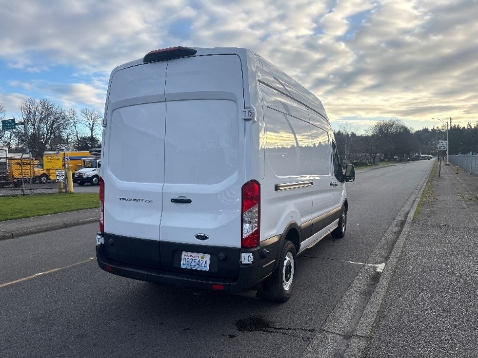 Cargo Van (Panel Van)-Light and Medium Duty Trucks-Ford-2022-Transit 250-Tukwila-WA-89,373\n\t\tmiles-$ 38,000 - Image 11