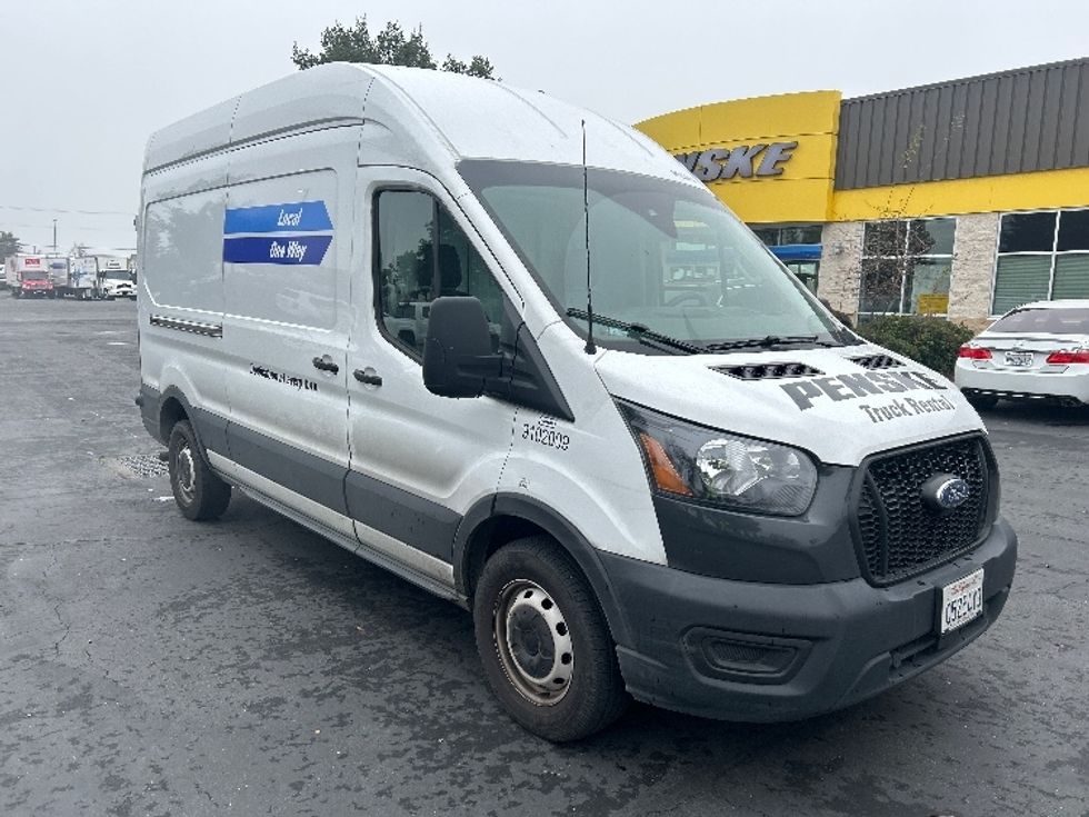 Cargo Van (Panel Van)-Light and Medium Duty Trucks-Ford-2022-Transit 250-West Sacramento-CA-103,534\n\t\tmiles-$ 36,250 - Image 1
