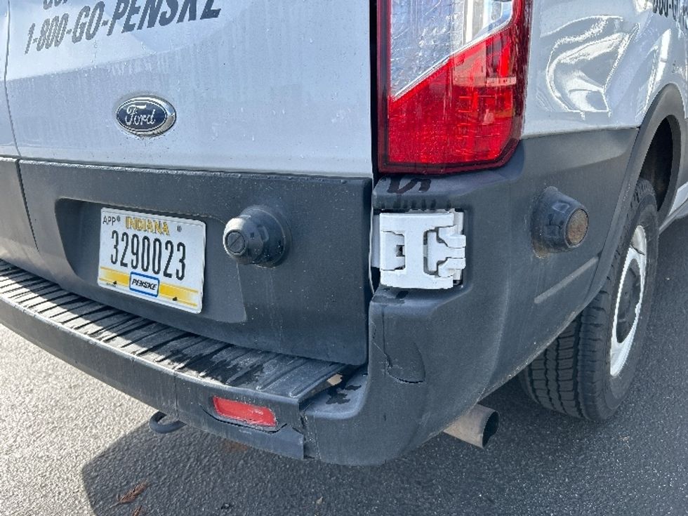 Cargo Van (Panel Van)-Light and Medium Duty Trucks-Ford-2022-Transit 250-West Sacramento-CA-92,146\n\t\tmiles-$ 40,250 - Image 28