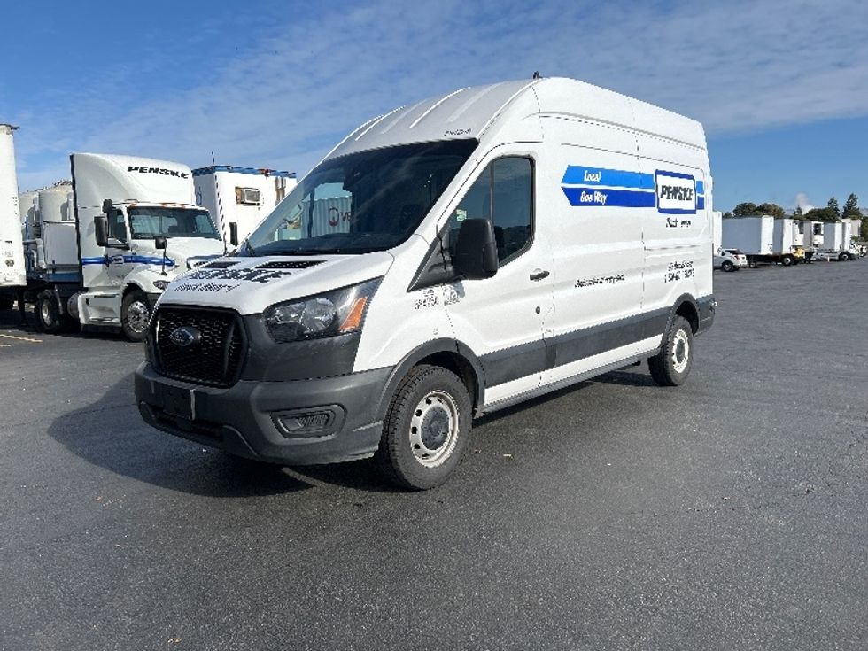 Cargo Van (Panel Van)-Light and Medium Duty Trucks-Ford-2022-Transit 250-West Sacramento-CA-92,146\n\t\tmiles-$ 40,250 - Image 3