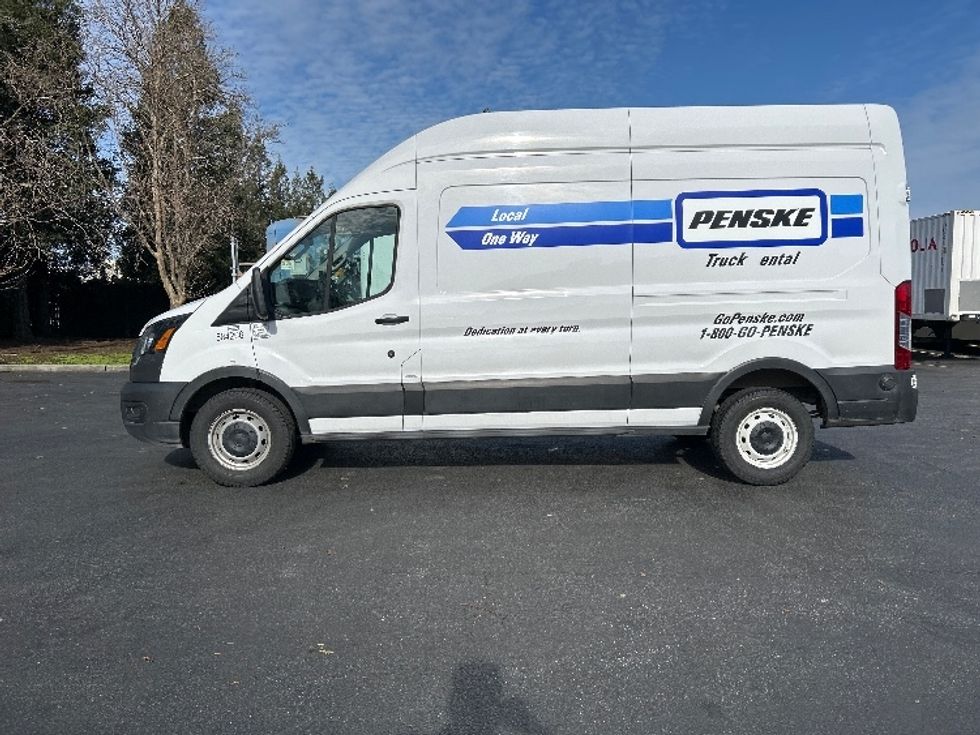 Cargo Van (Panel Van)-Light and Medium Duty Trucks-Ford-2022-Transit 250-West Sacramento-CA-92,146\n\t\tmiles-$ 40,250 - Image 4