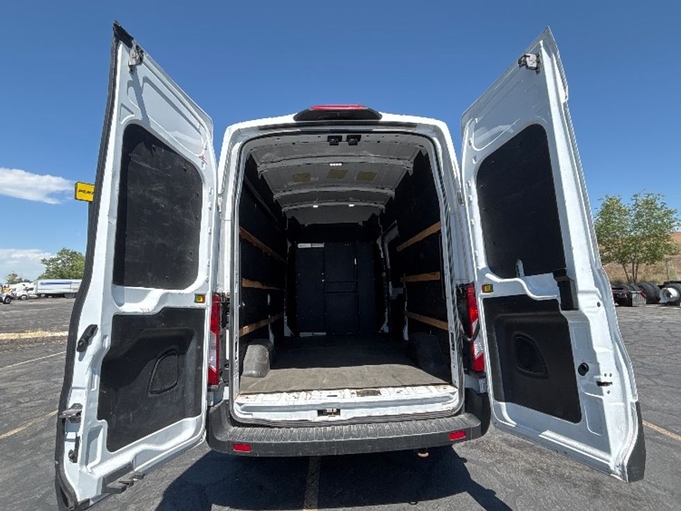 Cargo Van (Panel Van)-Light and Medium Duty Trucks-Ford-2022-Transit 250-West Valley City-UT-90,580\n\t\tmiles-$ 38,250 - Image 9