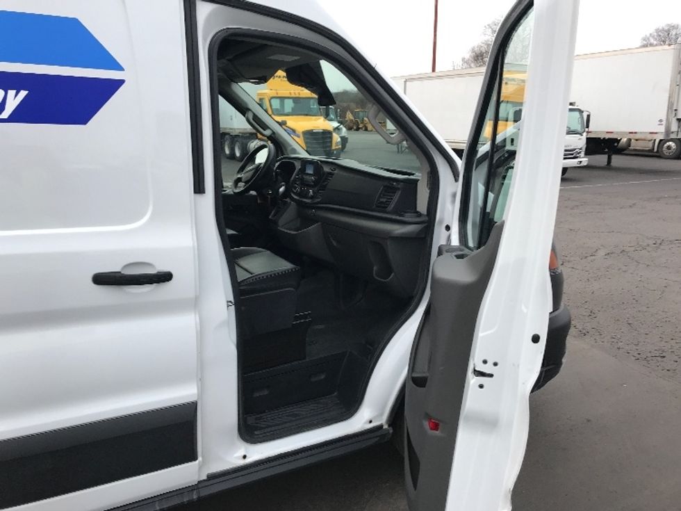 Cargo Van (Panel Van)-Light and Medium Duty Trucks-Ford-2022-Transit 250-White Deer-PA-89,604\n\t\tmiles-$ 42,750 - Image 20