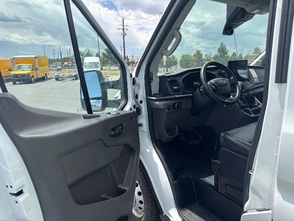 Cargo Van (Panel Van)-Light and Medium Duty Trucks-Ford-2022-Transit 350-Aurora-CO-49,617\n\t\tmiles-$ 46,000 - Image 15