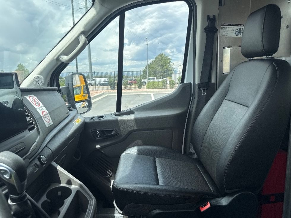Cargo Van (Panel Van)-Light and Medium Duty Trucks-Ford-2022-Transit 350-Aurora-CO-49,617\n\t\tmiles-$ 46,000 - Image 18