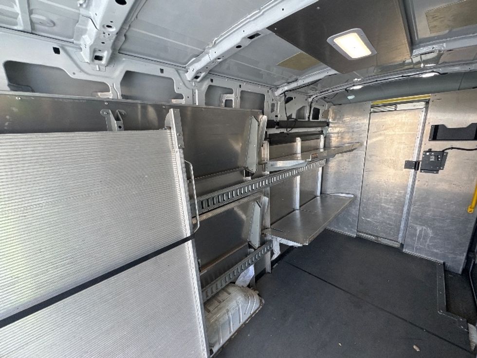 Cargo Van (Panel Van)-Light and Medium Duty Trucks-Ford-2022-Transit 350-Aurora-CO-49,617\n\t\tmiles-$ 46,000 - Image 24