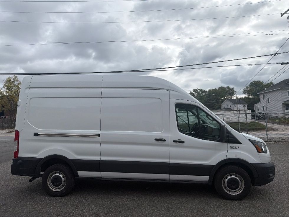 Cargo Van (Panel Van)-Light and Medium Duty Trucks-Ford-2022-Transit 350-Baltimore-MD-112,443\n\t\tmiles-$ 31,000 - Image 12