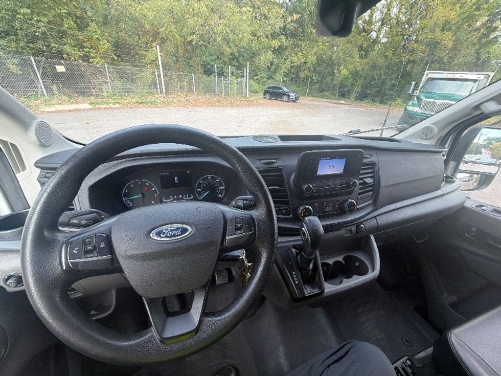Cargo Van (Panel Van)-Light and Medium Duty Trucks-Ford-2022-Transit 350-Baltimore-MD-112,443\n\t\tmiles-$ 31,000 - Image 15
