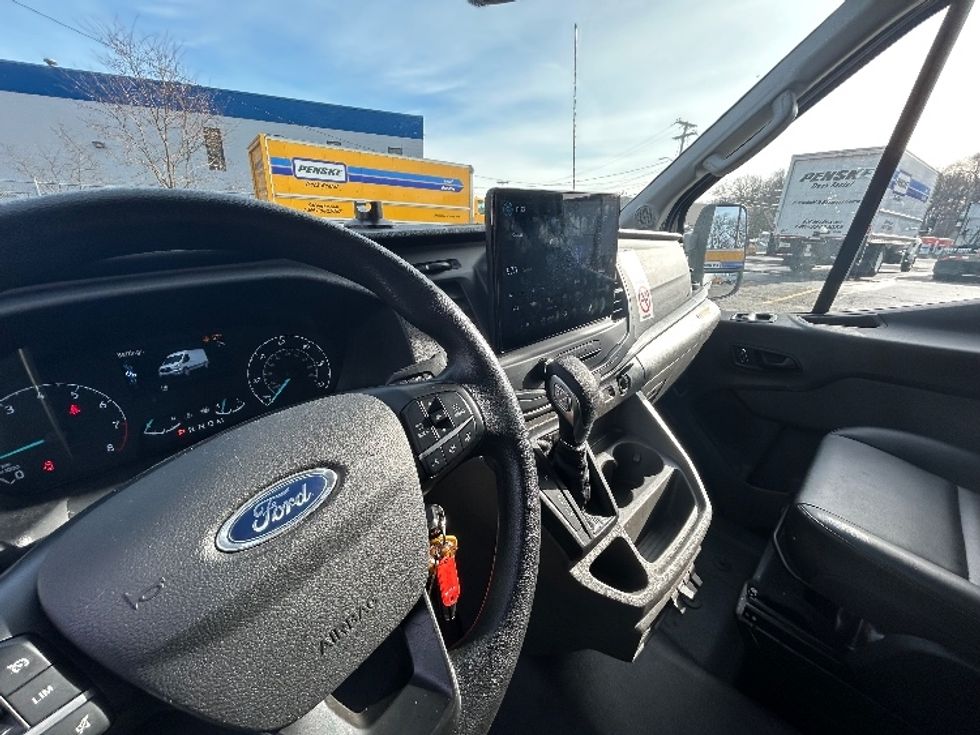 Cargo Van (Panel Van)-Light and Medium Duty Trucks-Ford-2022-Transit 350-Braintree-MA-17,715\n\t\tmiles-$ 45,000 - Image 16
