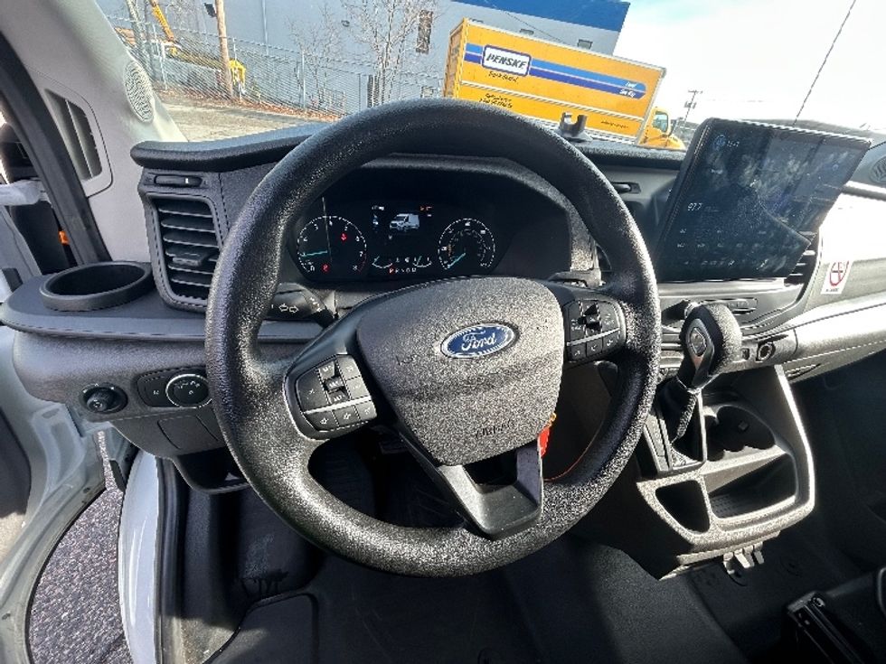 Cargo Van (Panel Van)-Light and Medium Duty Trucks-Ford-2022-Transit 350-Braintree-MA-17,715\n\t\tmiles-$ 45,000 - Image 17