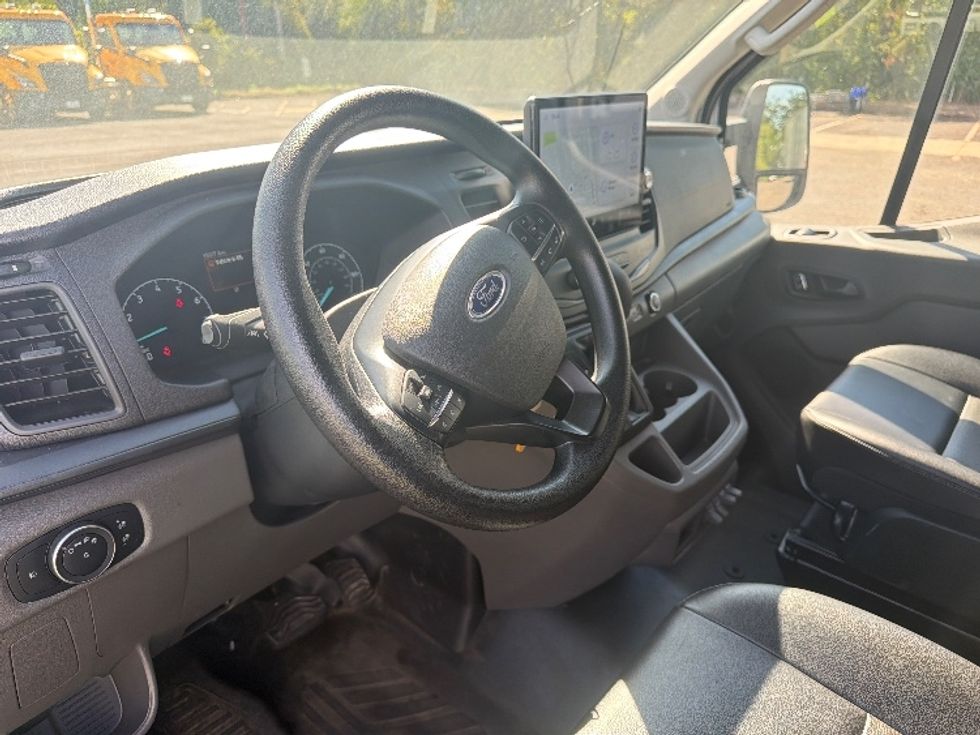 Cargo Van (Panel Van)-Light and Medium Duty Trucks-Ford-2022-Transit 350-Brooklyn Park-MN-15,317\n\t\tmiles-$ 46,000 - Image 13