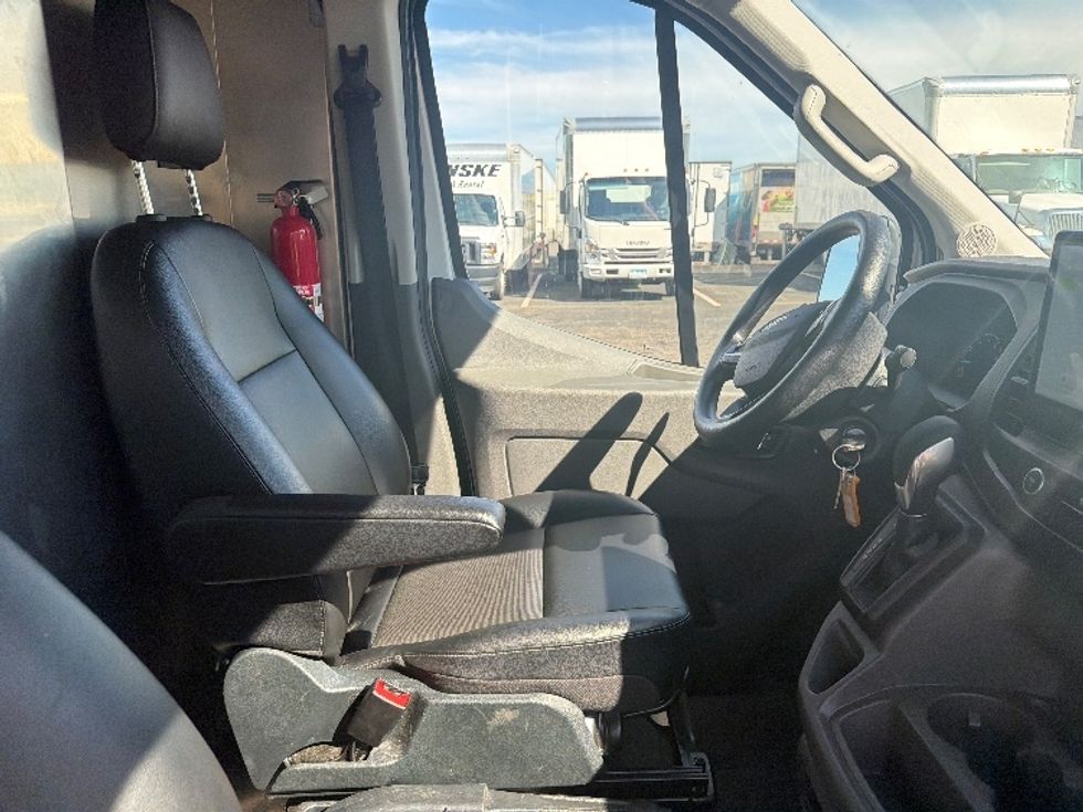 Cargo Van (Panel Van)-Light and Medium Duty Trucks-Ford-2022-Transit 350-Brooklyn Park-MN-15,317\n\t\tmiles-$ 46,000 - Image 18