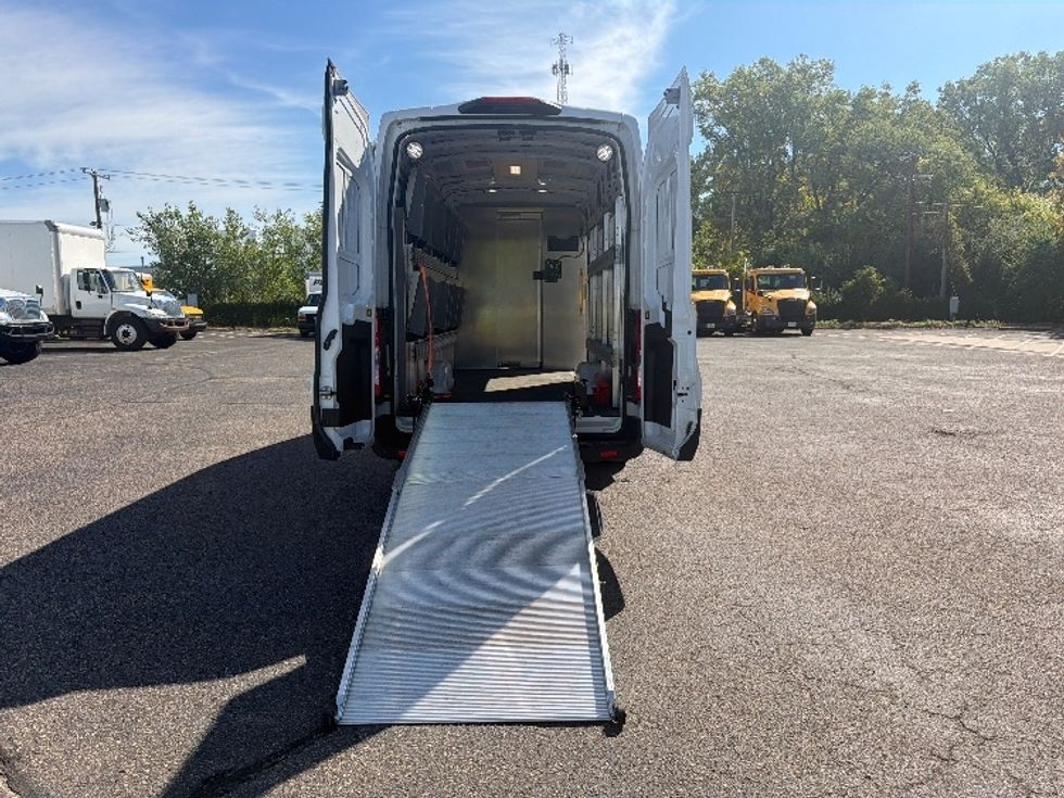 Cargo Van (Panel Van)-Light and Medium Duty Trucks-Ford-2022-Transit 350-Brooklyn Park-MN-15,317\n\t\tmiles-$ 46,000 - Image 7