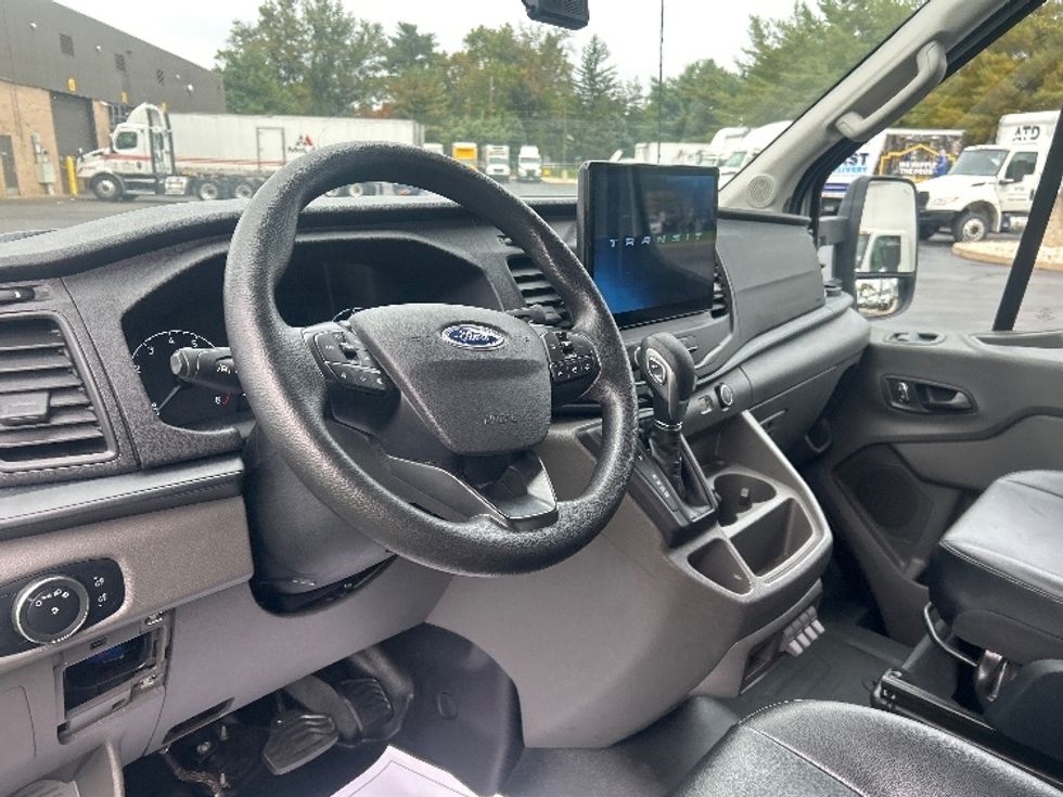 Cargo Van (Panel Van)-Light and Medium Duty Trucks-Ford-2022-Transit 350-Burlington-NJ-34,858\n\t\tmiles-$ 43,500 - Image 16