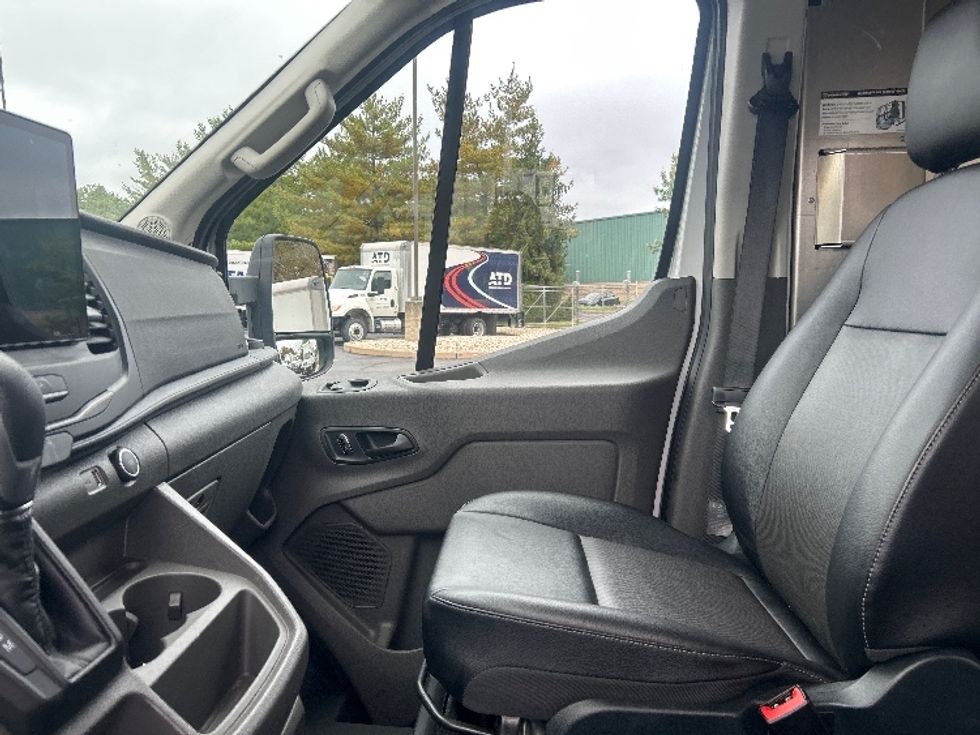 Cargo Van (Panel Van)-Light and Medium Duty Trucks-Ford-2022-Transit 350-Burlington-NJ-34,858\n\t\tmiles-$ 43,500 - Image 18