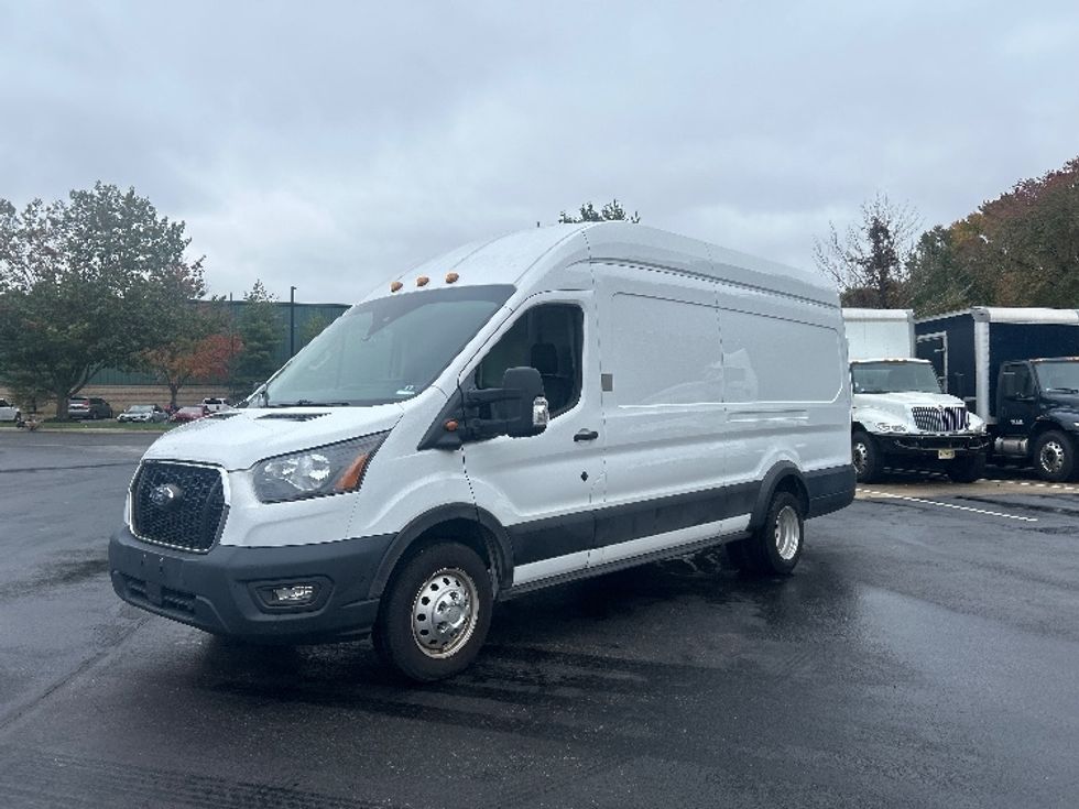 Cargo Van (Panel Van)-Light and Medium Duty Trucks-Ford-2022-Transit 350-Burlington-NJ-34,858\n\t\tmiles-$ 43,500 - Image 3