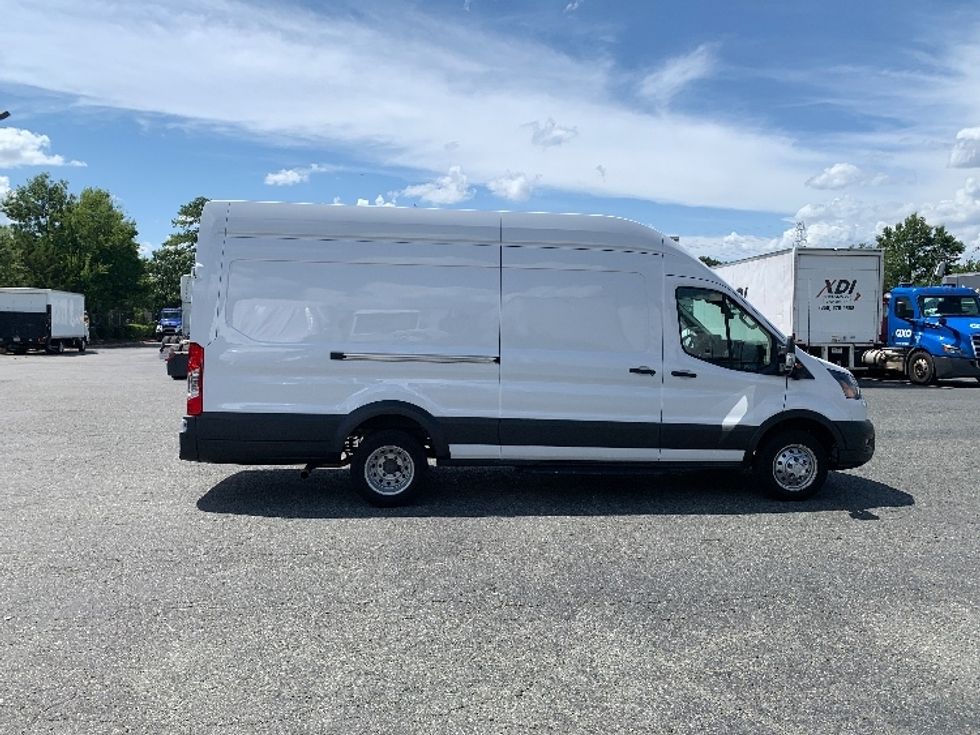 Cargo Van (Panel Van)-Light and Medium Duty Trucks-Ford-2022-Transit 350-Concord-NC-19,000\n\t\tmiles-$ 50,500 - Image 13