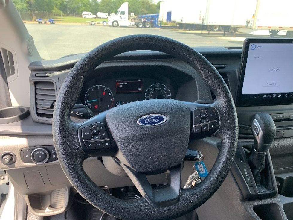 Cargo Van (Panel Van)-Light and Medium Duty Trucks-Ford-2022-Transit 350-Concord-NC-19,000\n\t\tmiles-$ 50,500 - Image 15