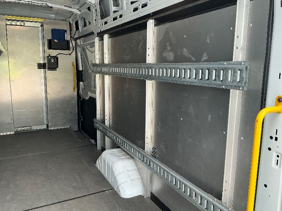 Cargo Van (Panel Van)-Light and Medium Duty Trucks-Ford-2022-Transit 350-Dallas-TX-26,629\n\t\tmiles-$ 48,250 - Image 10
