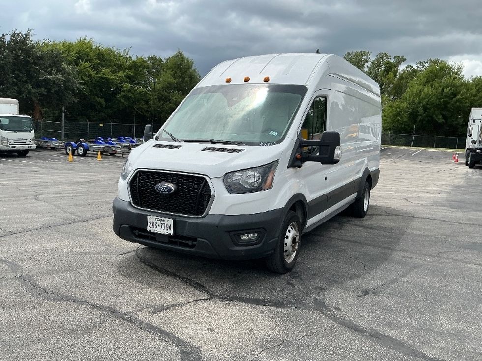 Cargo Van (Panel Van)-Light and Medium Duty Trucks-Ford-2022-Transit 350-Dallas-TX-26,629\n\t\tmiles-$ 48,250 - Image 3