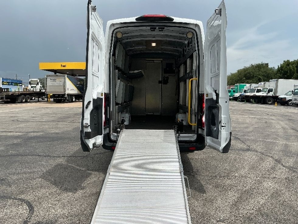 Cargo Van (Panel Van)-Light and Medium Duty Trucks-Ford-2022-Transit 350-Dallas-TX-26,629\n\t\tmiles-$ 48,250 - Image 7