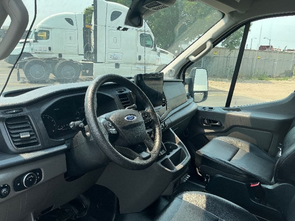 Cargo Van (Panel Van)-Light and Medium Duty Trucks-Ford-2022-Transit 350-Denver-CO-44,524\n\t\tmiles-$ 46,500 - Image 16
