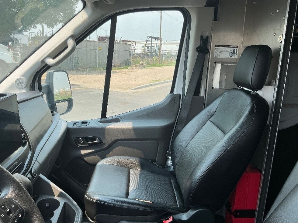Cargo Van (Panel Van)-Light and Medium Duty Trucks-Ford-2022-Transit 350-Denver-CO-44,524\n\t\tmiles-$ 46,500 - Image 18