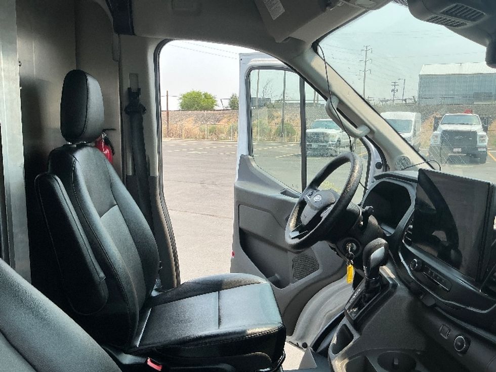 Cargo Van (Panel Van)-Light and Medium Duty Trucks-Ford-2022-Transit 350-Denver-CO-44,524\n\t\tmiles-$ 46,500 - Image 21