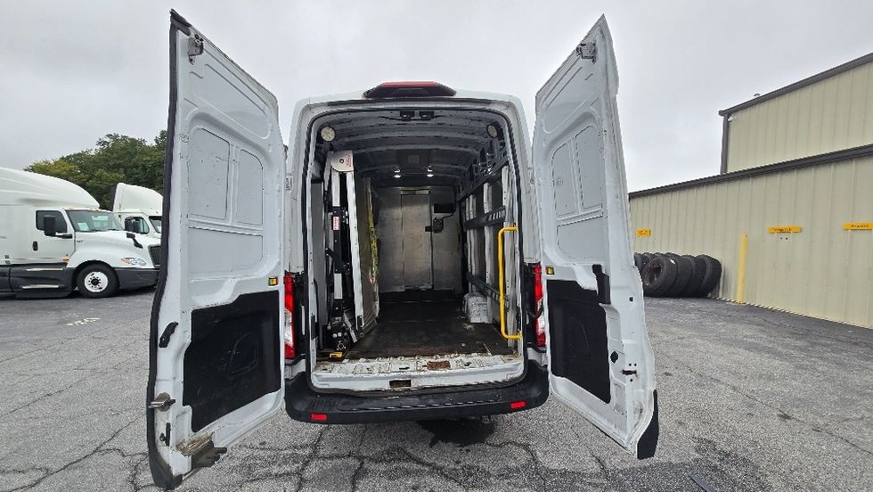 Cargo Van (Panel Van)-Light and Medium Duty Trucks-Ford-2022-Transit 350-Forest Park-GA-58,387\n\t\tmiles-$ 40,000 - Image 8