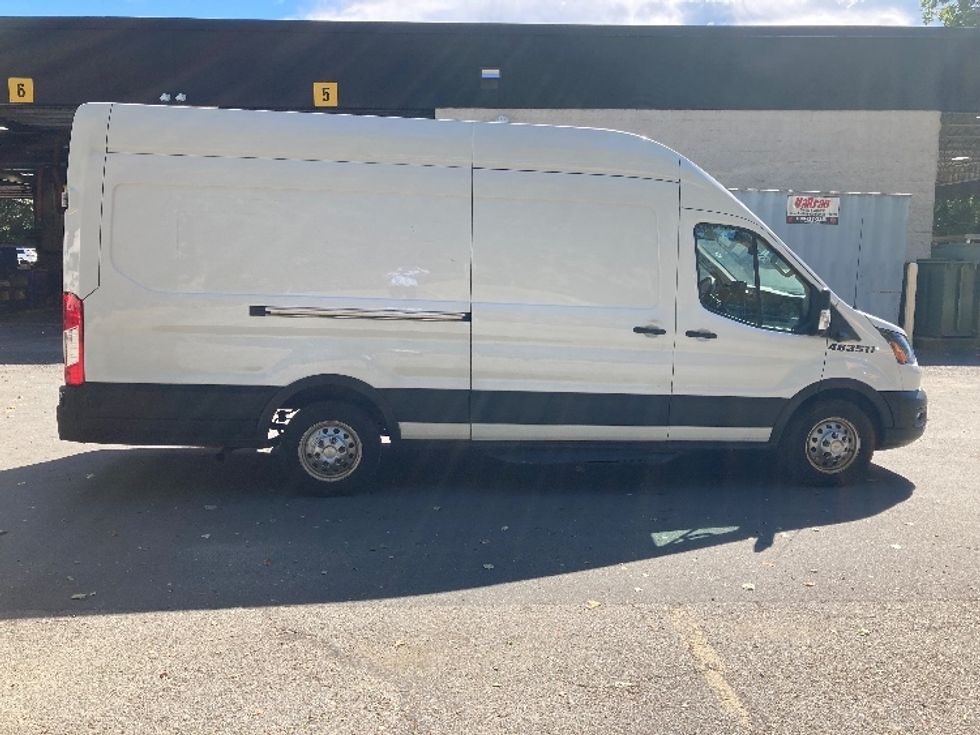 Cargo Van (Panel Van)-Light and Medium Duty Trucks-Ford-2022-Transit 350-Franklin-MA-148,112\n\t\tmiles-$ 30,500 - Image 15