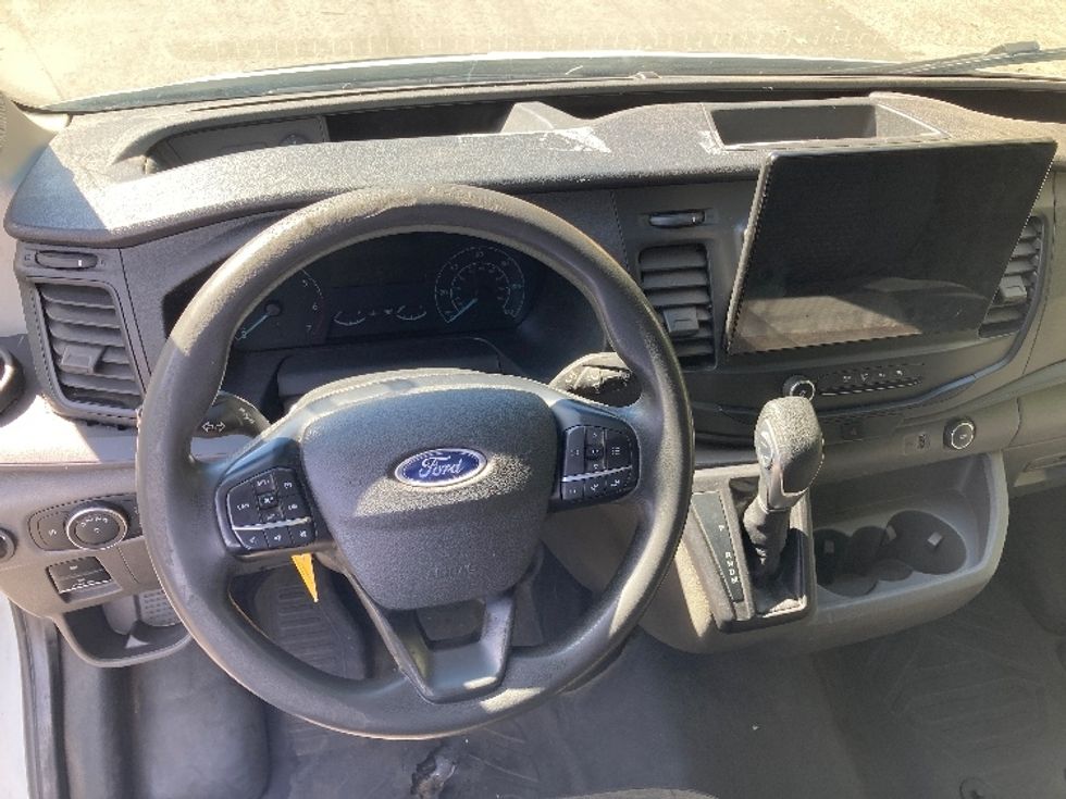 Cargo Van (Panel Van)-Light and Medium Duty Trucks-Ford-2022-Transit 350-Franklin-MA-148,112\n\t\tmiles-$ 30,500 - Image 18