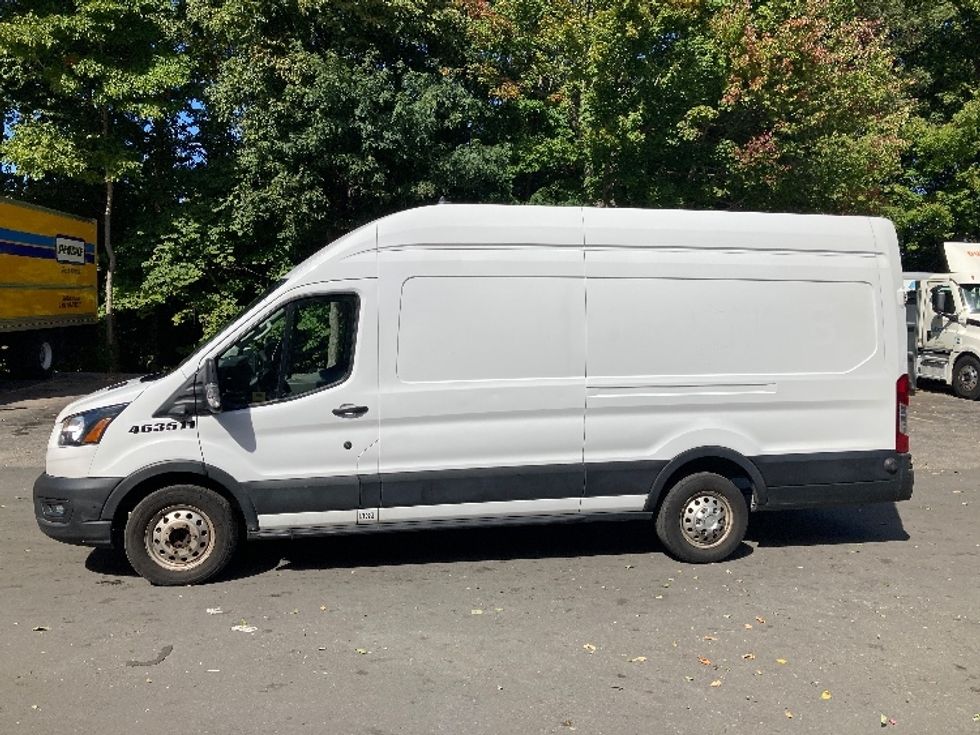 Cargo Van (Panel Van)-Light and Medium Duty Trucks-Ford-2022-Transit 350-Franklin-MA-148,112\n\t\tmiles-$ 30,500 - Image 4