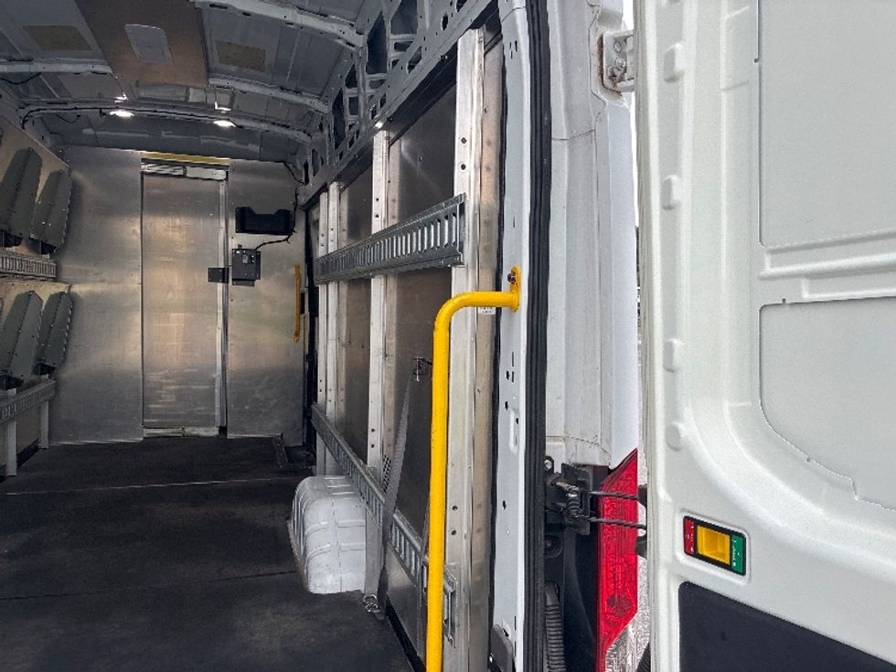 Cargo Van (Panel Van)-Light and Medium Duty Trucks-Ford-2022-Transit 350-Greenville-SC-12,293\n\t\tmiles-$ 49,750 - Image 12