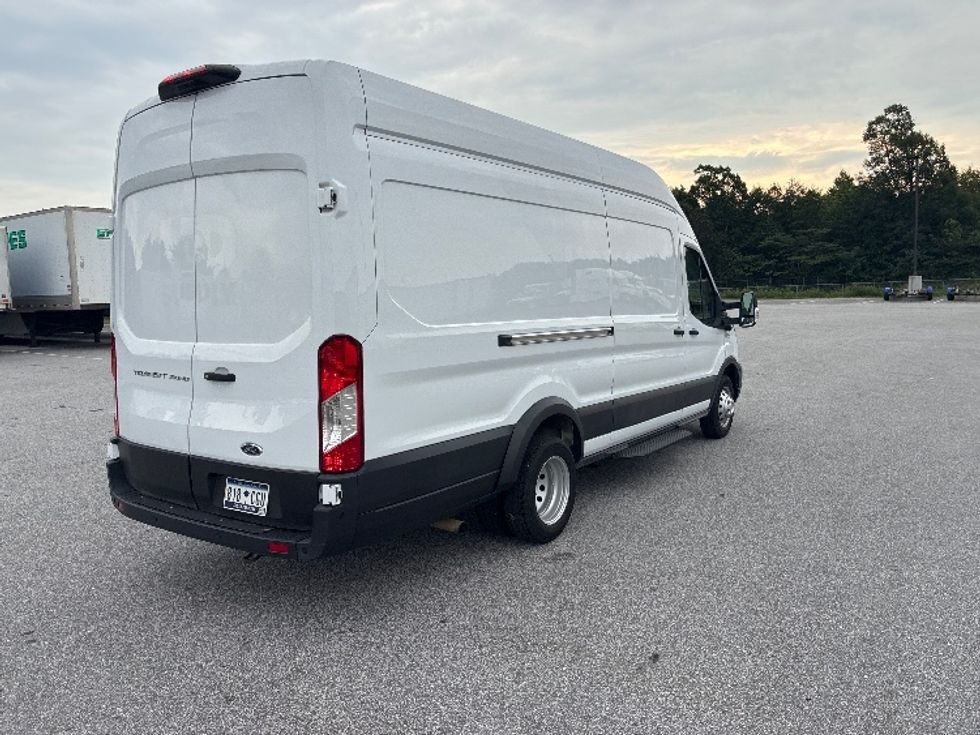 Cargo Van (Panel Van)-Light and Medium Duty Trucks-Ford-2022-Transit 350-Greenville-SC-12,293\n\t\tmiles-$ 49,750 - Image 13