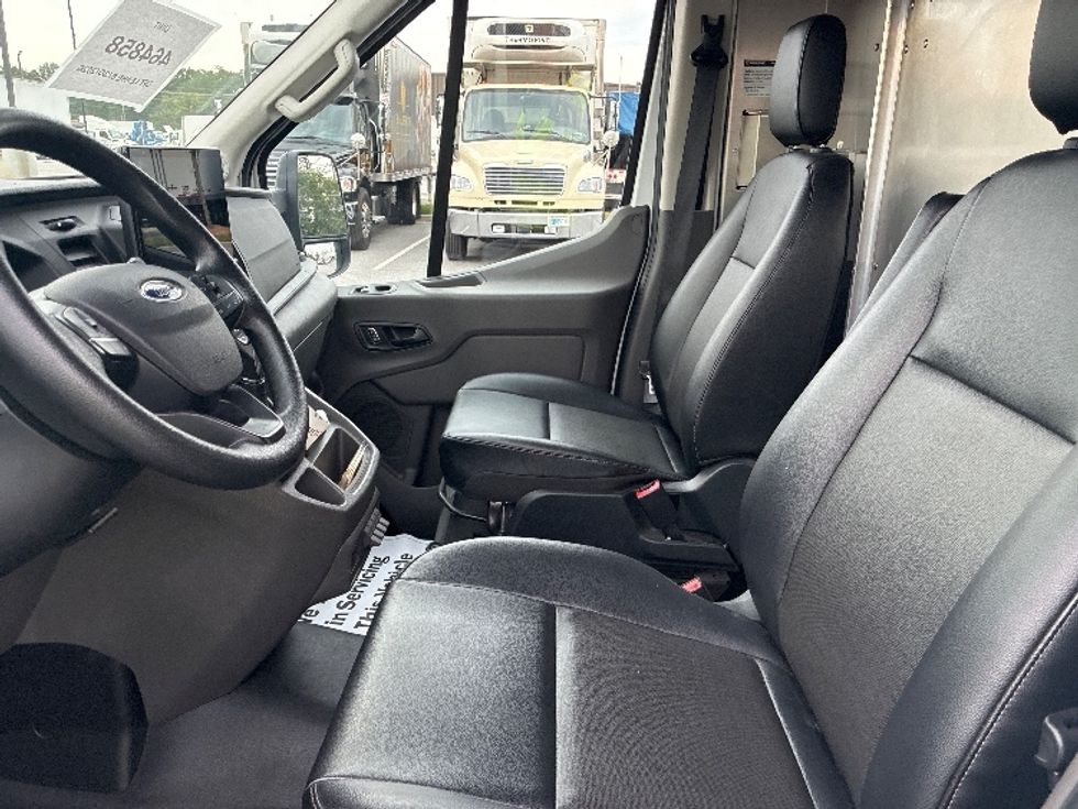 Cargo Van (Panel Van)-Light and Medium Duty Trucks-Ford-2022-Transit 350-Greenville-SC-12,293\n\t\tmiles-$ 49,750 - Image 19
