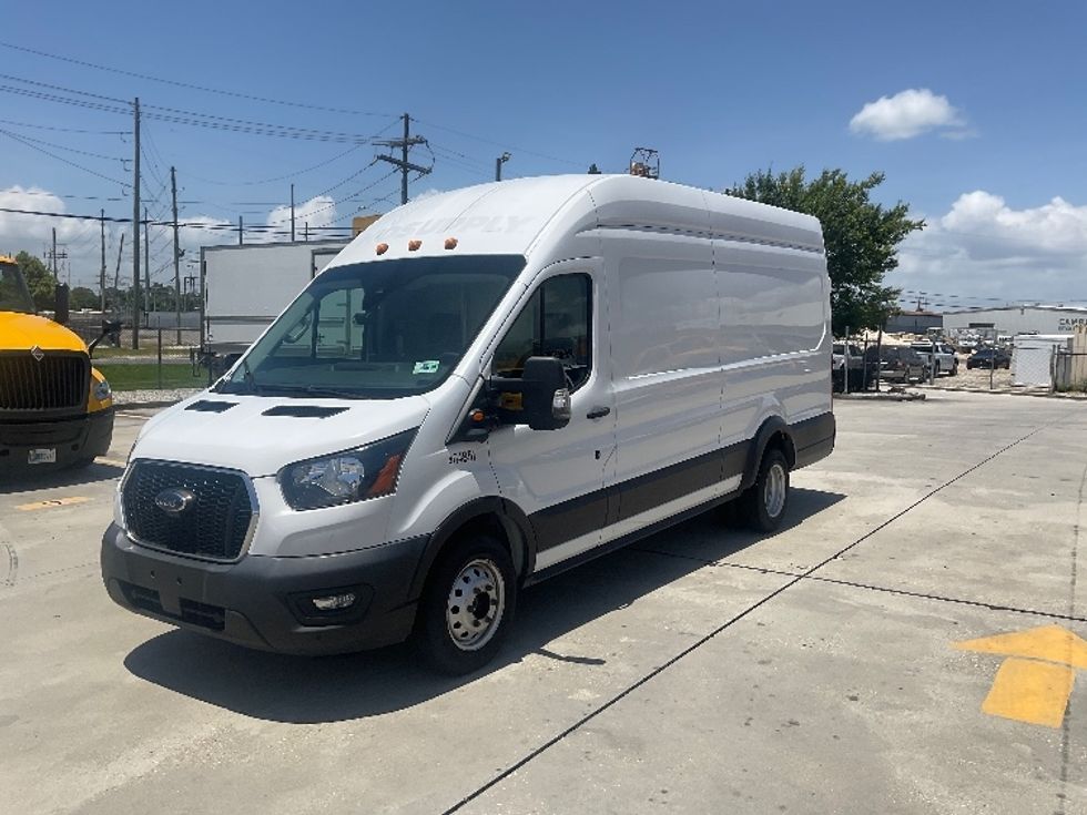 Cargo Van (Panel Van)-Light and Medium Duty Trucks-Ford-2022-Transit 350-Harahan-LA-59,543\n\t\tmiles-$ 45,000 - Image 1
