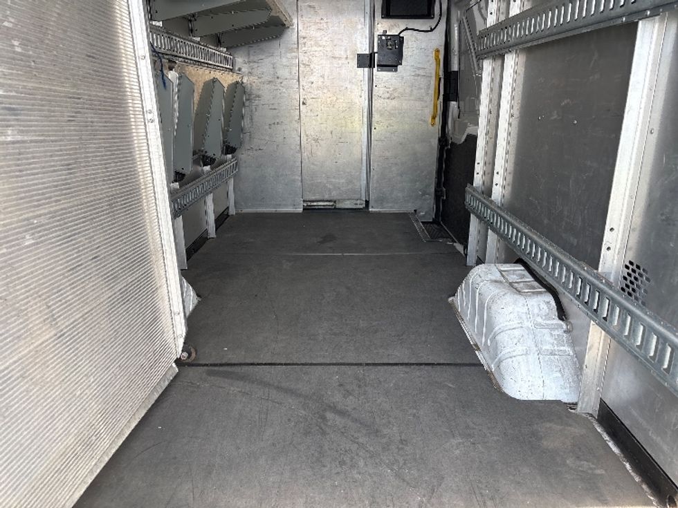 Cargo Van (Panel Van)-Light and Medium Duty Trucks-Ford-2022-Transit 350-Harahan-LA-59,543\n\t\tmiles-$ 45,000 - Image 10