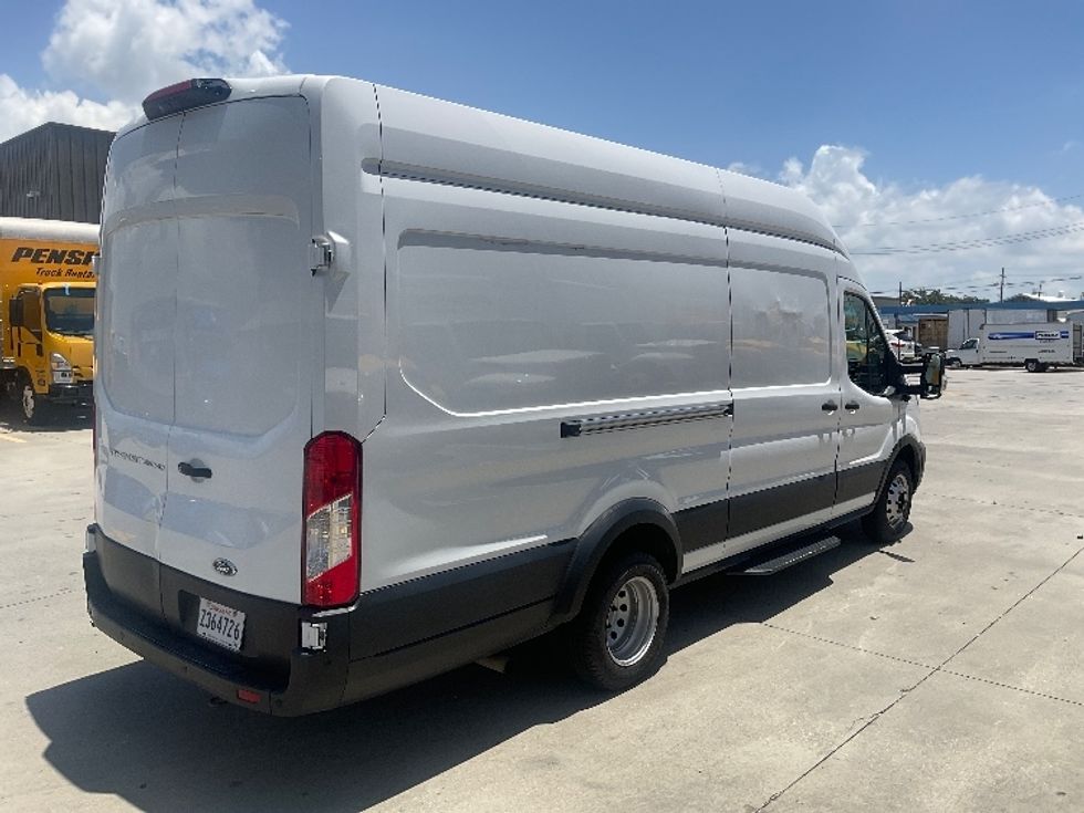 Cargo Van (Panel Van)-Light and Medium Duty Trucks-Ford-2022-Transit 350-Harahan-LA-59,543\n\t\tmiles-$ 45,000 - Image 13