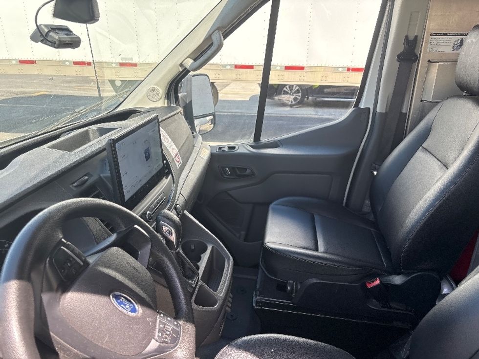 Cargo Van (Panel Van)-Light and Medium Duty Trucks-Ford-2022-Transit 350-Harahan-LA-59,543\n\t\tmiles-$ 45,000 - Image 18