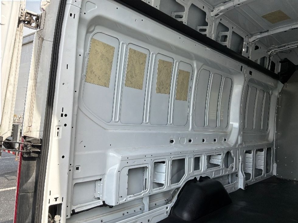 Cargo Van (Panel Van)-Light and Medium Duty Trucks-Ford-2022-Transit 350-Harrisburg-PA-108,668\n\t\tmiles-$ 38,500 - Image 11